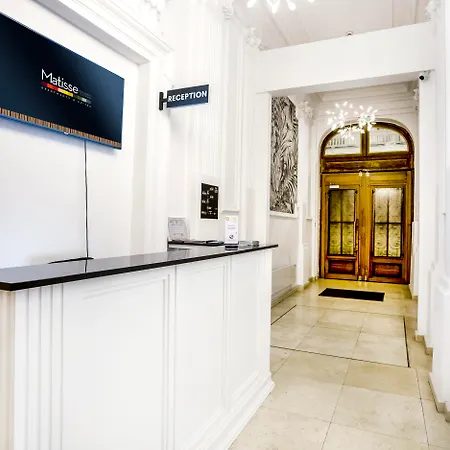 Matisse Old Town Aparthotel 4*