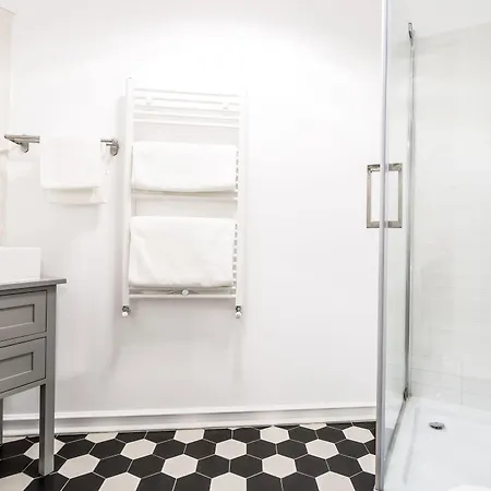 Matisse Old Town Aparthotel