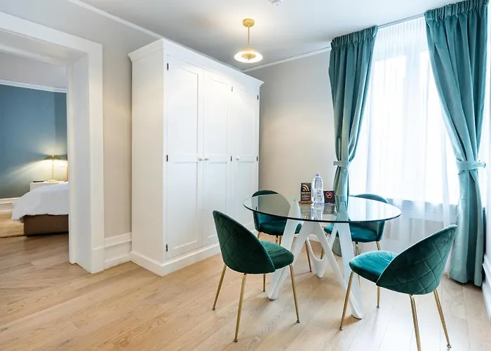Matisse Old Town 4*