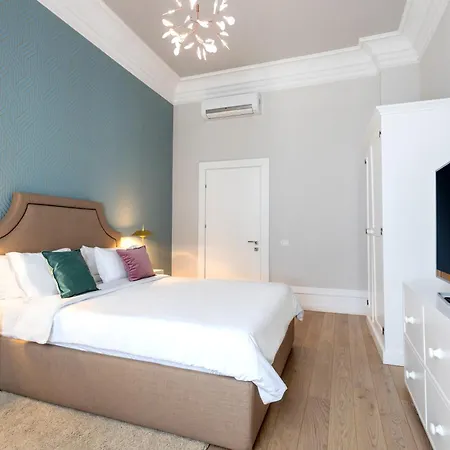 Matisse Old Town 4* Бухарест