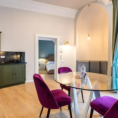 Matisse Old Town Aparthotel Bucharest