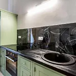 מלון דירות Matisse Old Town 4*