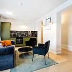 Matisse Old Town 4*